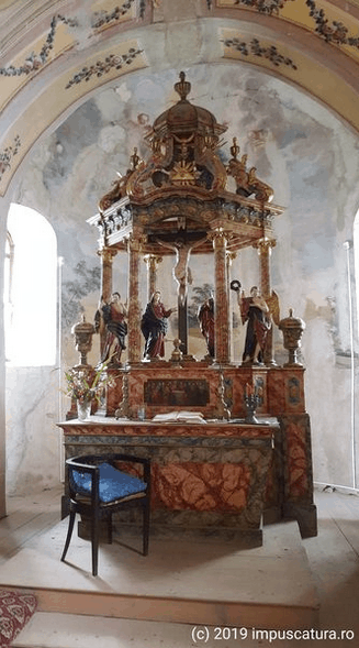 Altar der Kirchenburg in Roșia